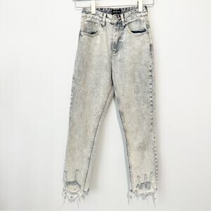 White fox mom jeans stone gray denim frayed hem size 25 size XS high rise crop